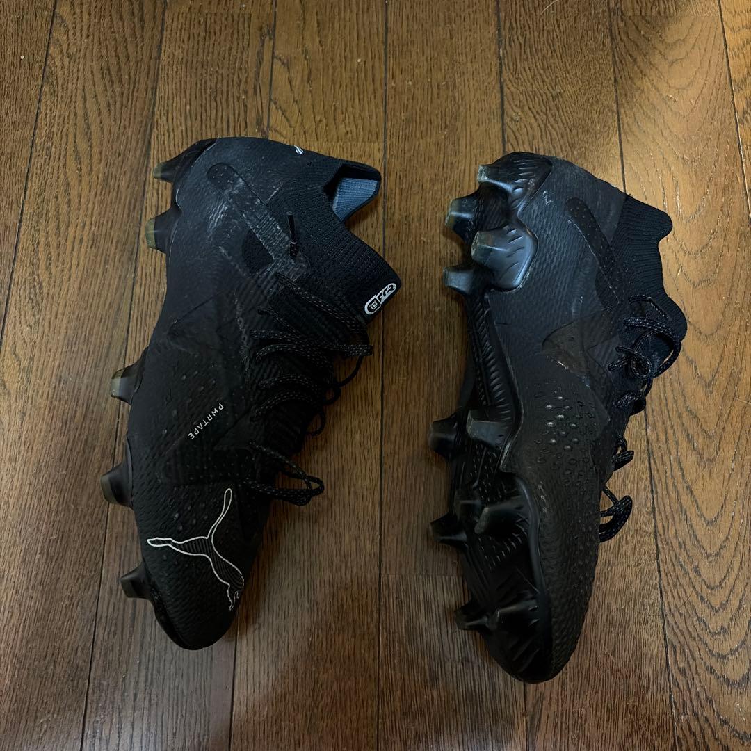 PUMA FUTURE Z ブラックスパイクシューズ