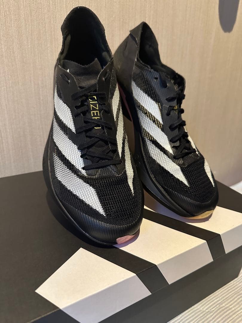 adidas アヴァンチ　　25.0cm