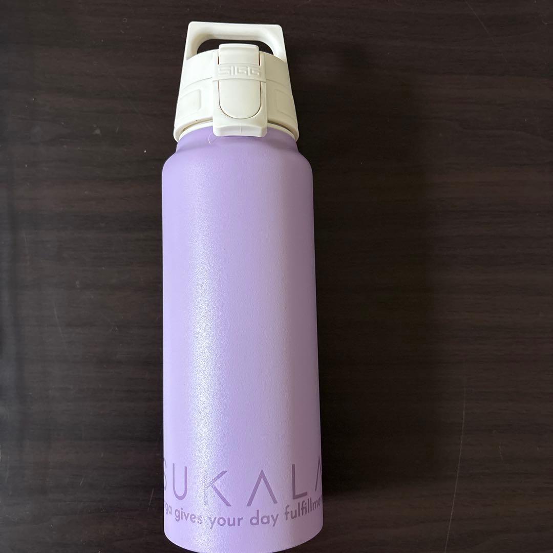 水素ボトル