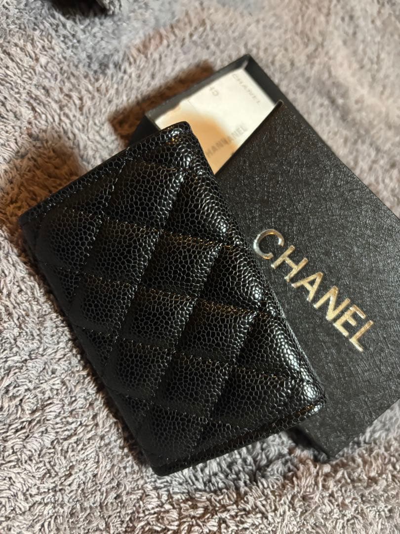 CHANEL ブラックレザー ケース