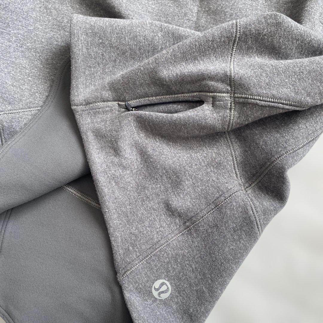 ルルレモン　lululemon グレー ハイネックジャケット サイドポケット付き