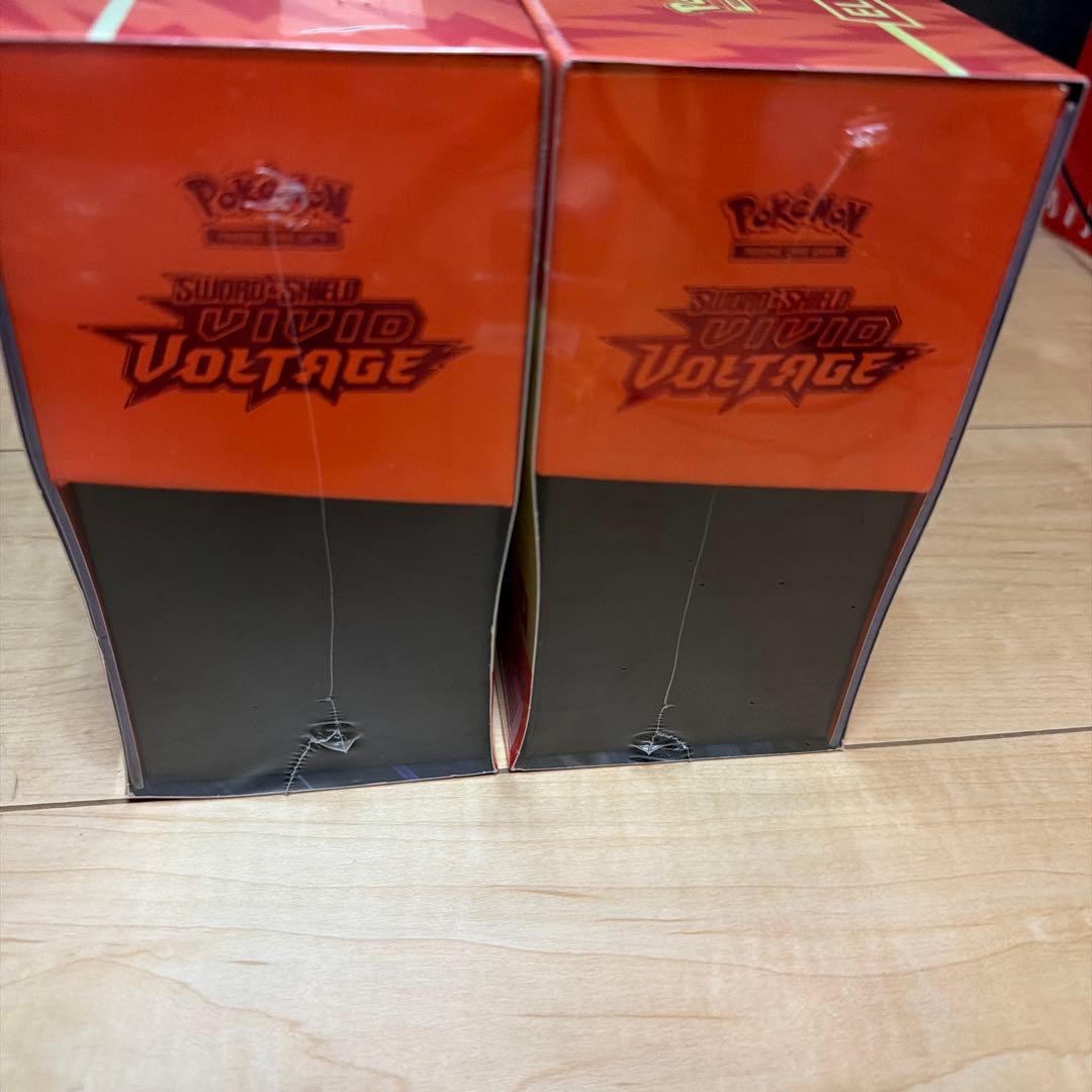 ポケモンカード海外版vividVOLTAGEエリートトレーナー未開封　2BOX