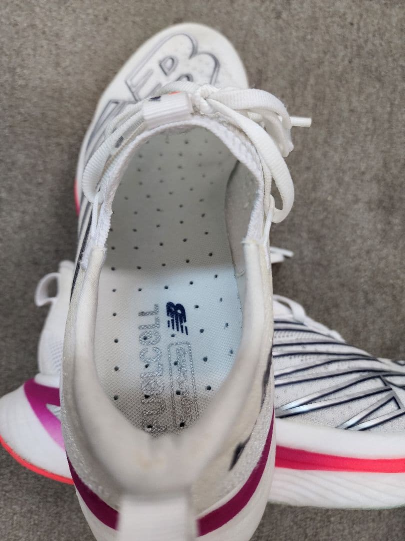 スパイク・シューズ New Balance FUELCELL SuperComp ELITE