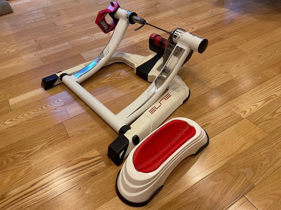 ELITE Qubo Fruid エリート キューボ フルード 固定ローラー
