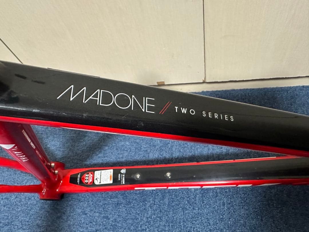 TREK Madone Alpha 200 50サイズ