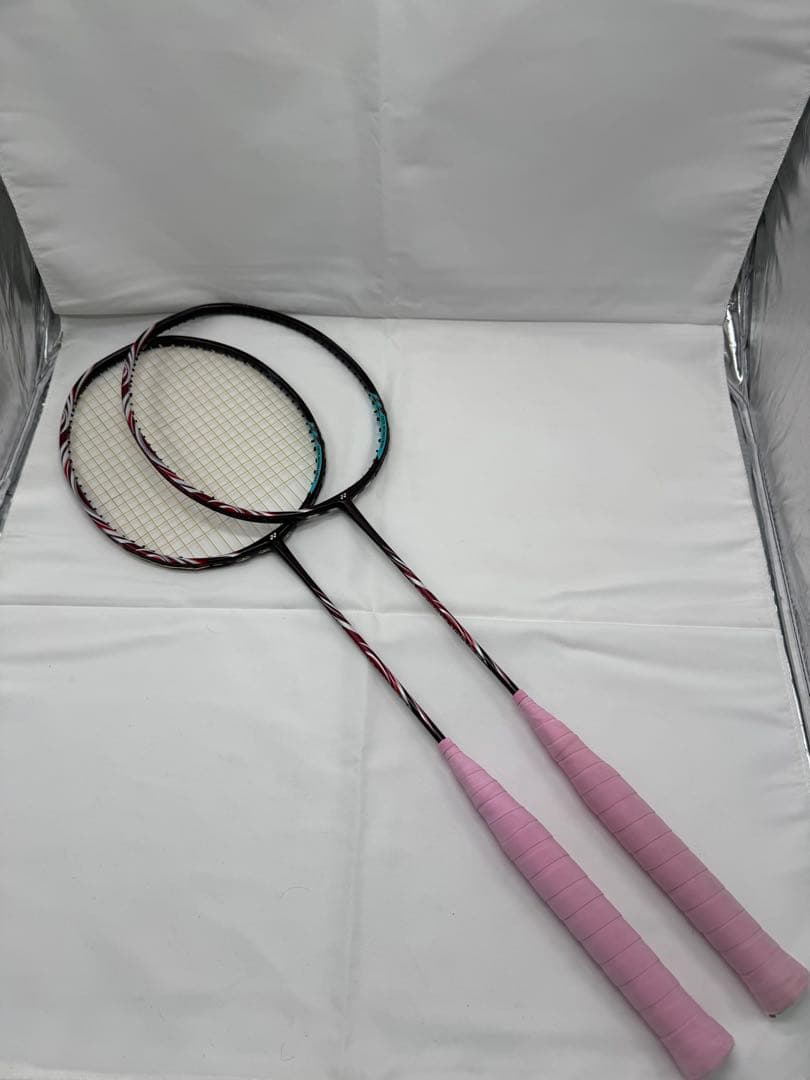 外観美品　ヨネックス　アストロクス100ZZ クレナイ　3UG5