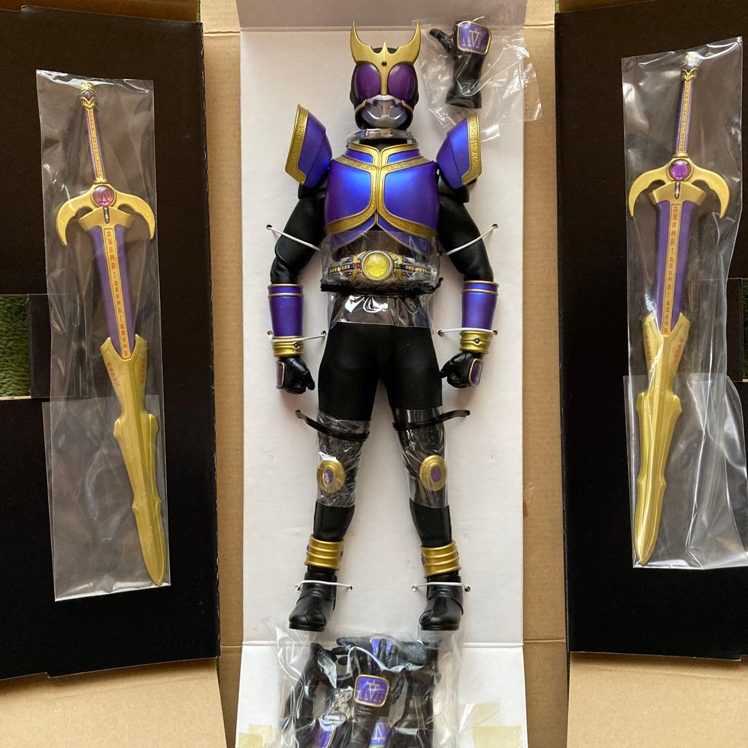 TMH 仮面ライダークウガ ライジングタイタン 1/6 フィギュア