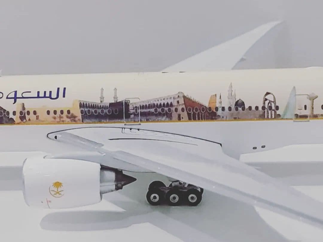 サウジアラビア航空 B777-300 特別塗装機