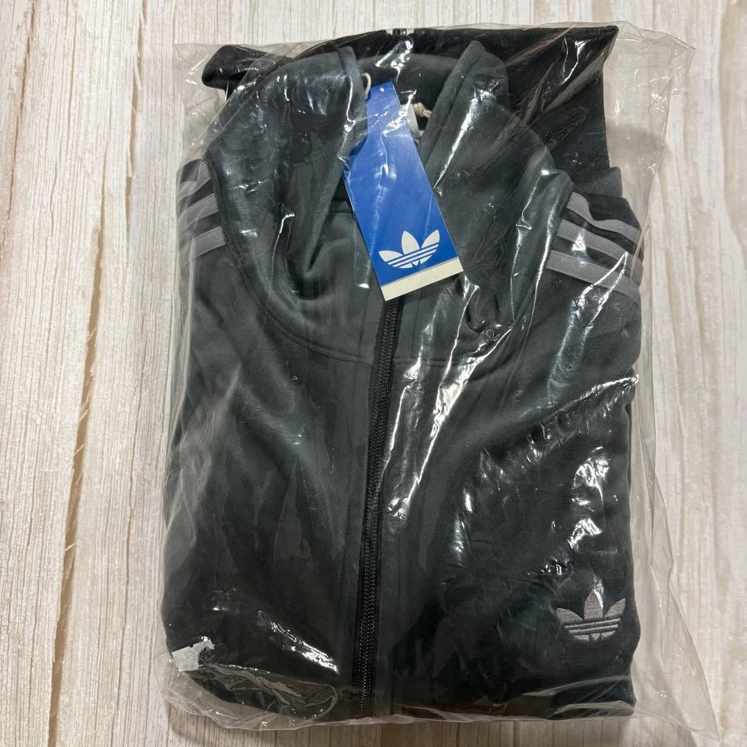 期間限定価格！adidas ファイヤーバード ベロア トラックトップ XLグレー