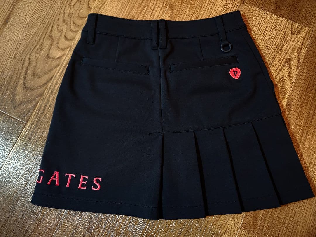 【極美品】PEARLY GATES プリーツスカート 黒