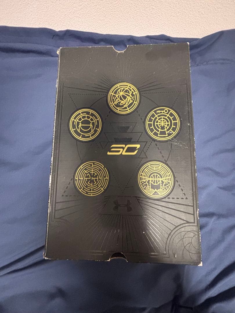 Under Armour Curry 4 バッシュ　箱付き