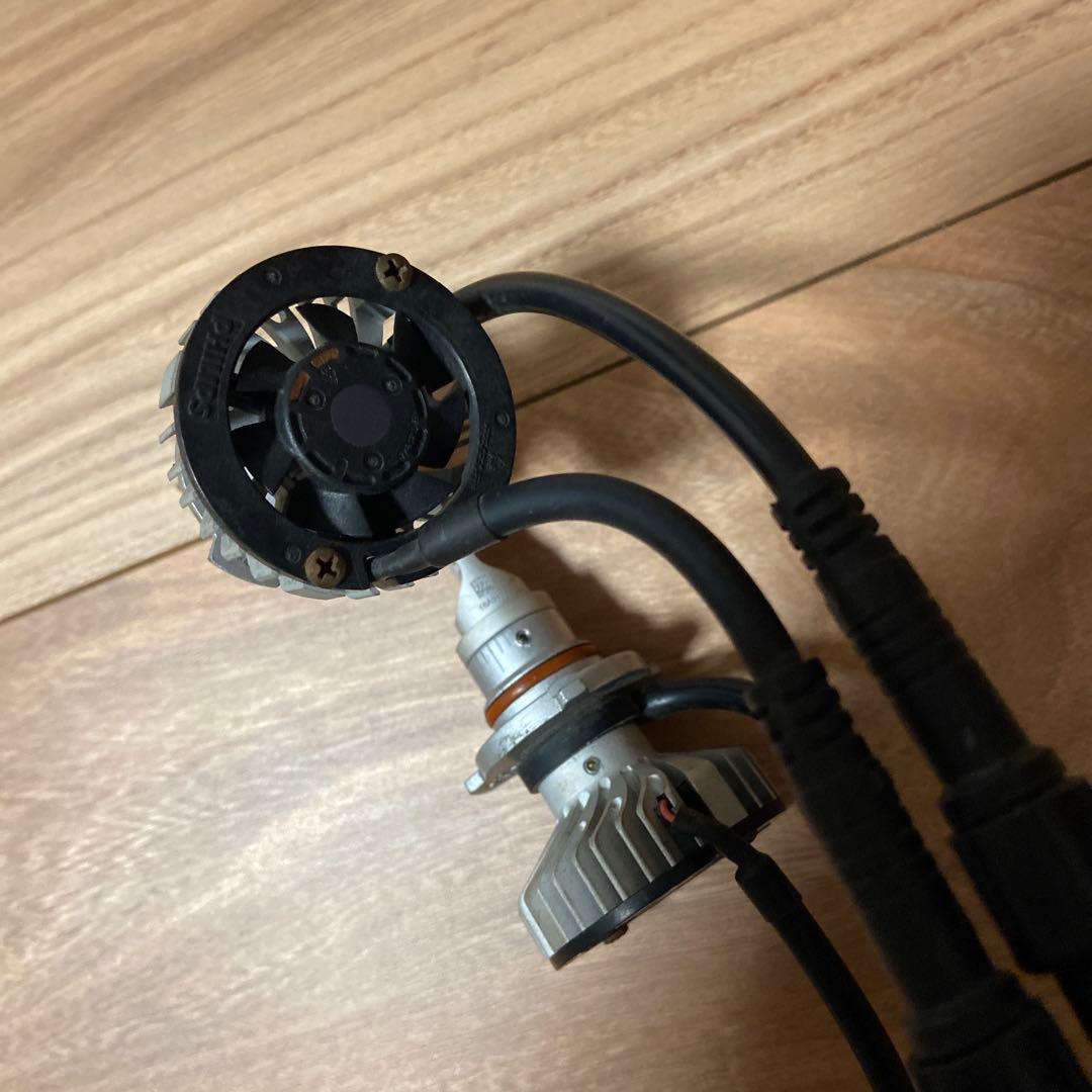 Philips X-tremeUltinon LED バルブ　コントローラー