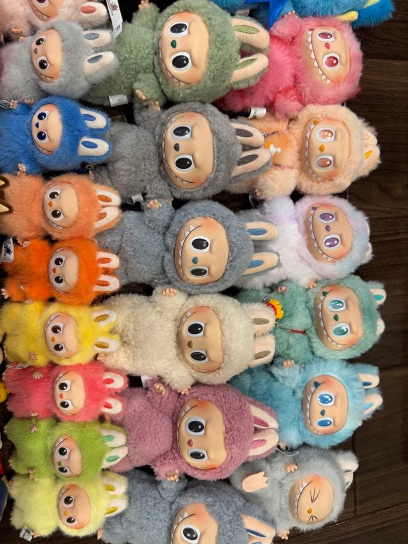 ラブブ　ポップマートエナジー　マカロン　イニシャル　らぶぶまとめ売り