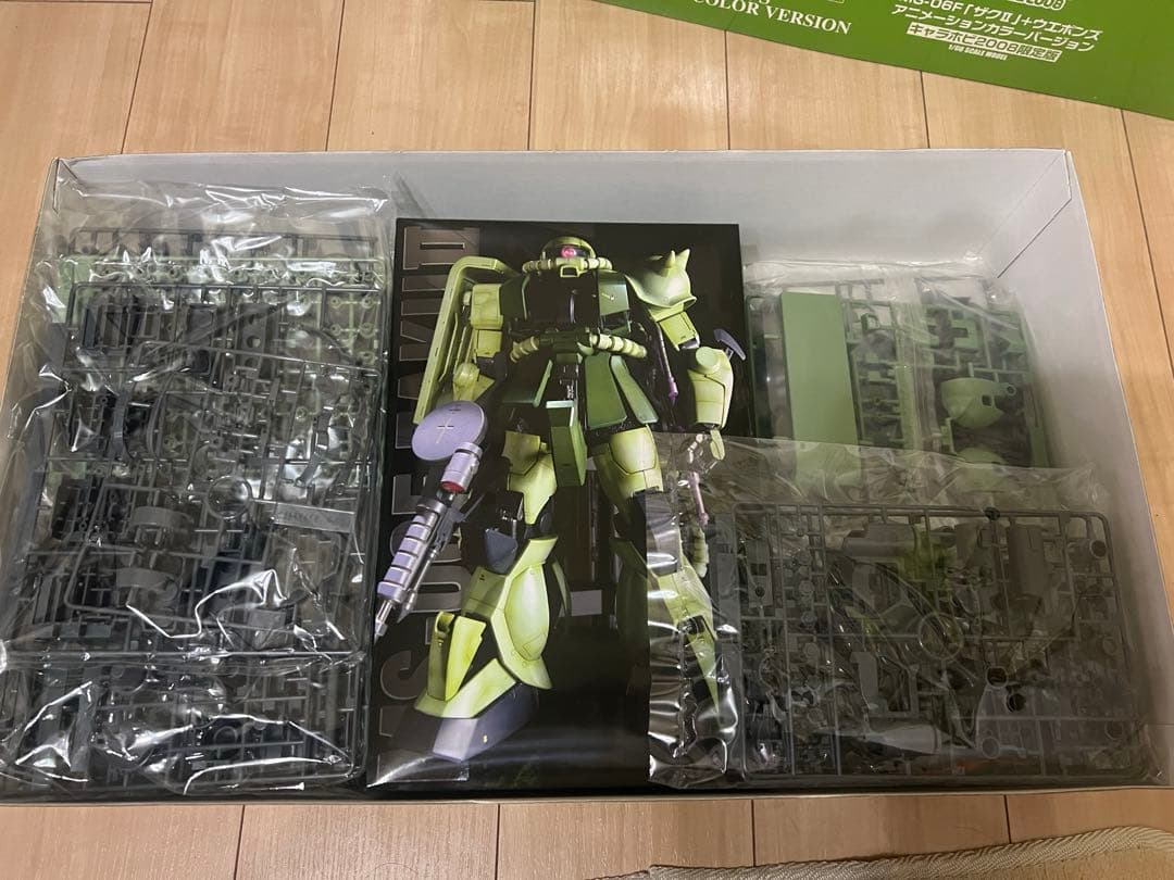 限定ガンプラPG 1/60 ザクII+ウェポンズ　キャラホビ2008