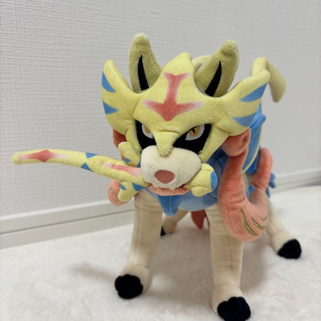 ポケモン　ザシアン ぬいぐるみ ポケモンセンター 限定