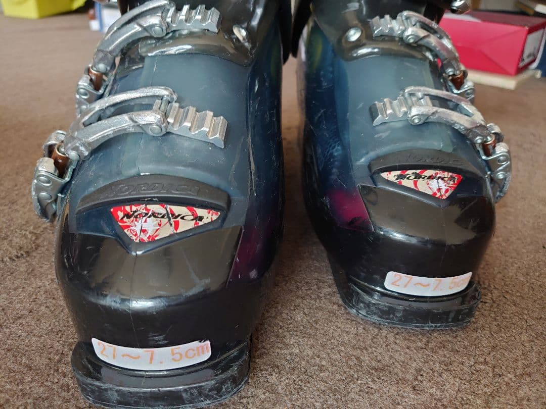 NORDICA　ノルディカ　スキーブーツ　27センチ　27.5センチ