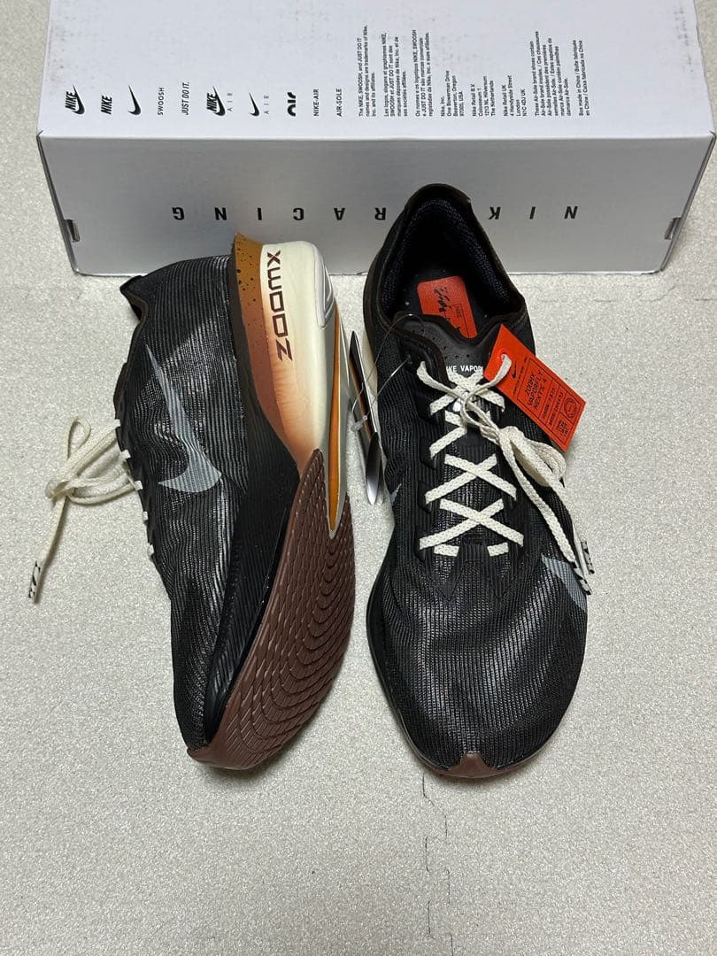 ナイキヴェイパーフライ 4メンズロード レーシングシューズ NIKE