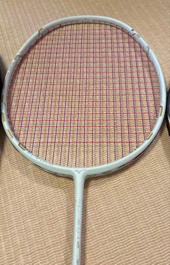 ☆YONEX バドミントンラケット 2本セット ケース付き