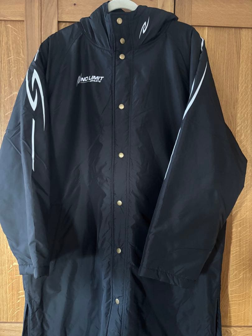 NISHI ニシ ウォームアップコート ブラック F 新品 タグ付き 防寒