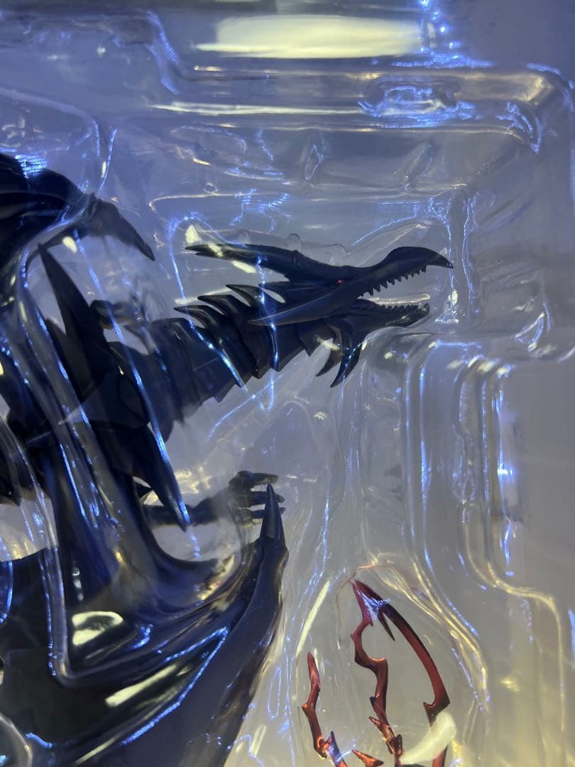 S.H.MonsterArts 真紅眼の黒竜　レッドアイズ　ブラックドラゴン