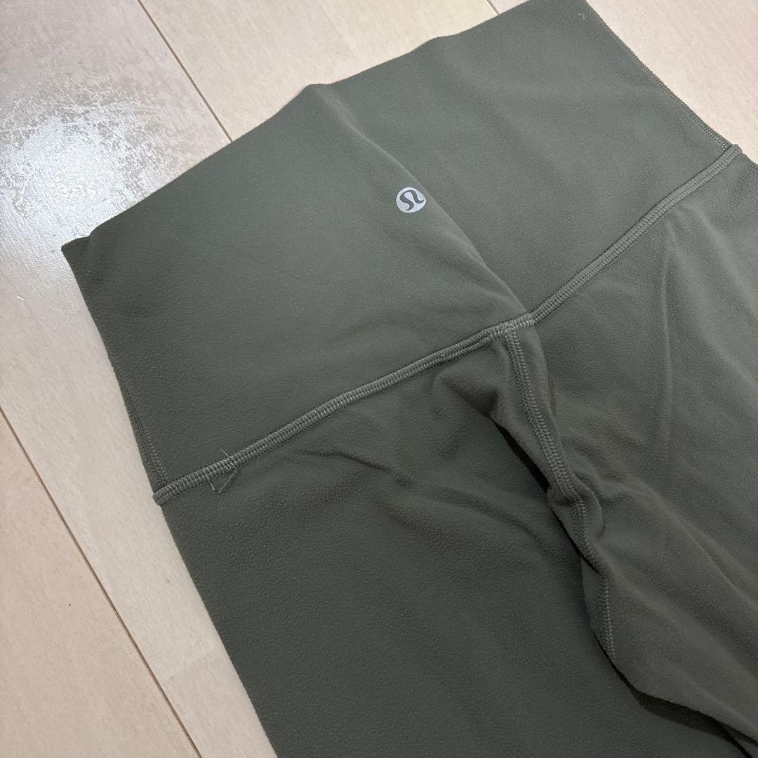 ルルレモン アラインヨガスパッツ グリーン サイズ4