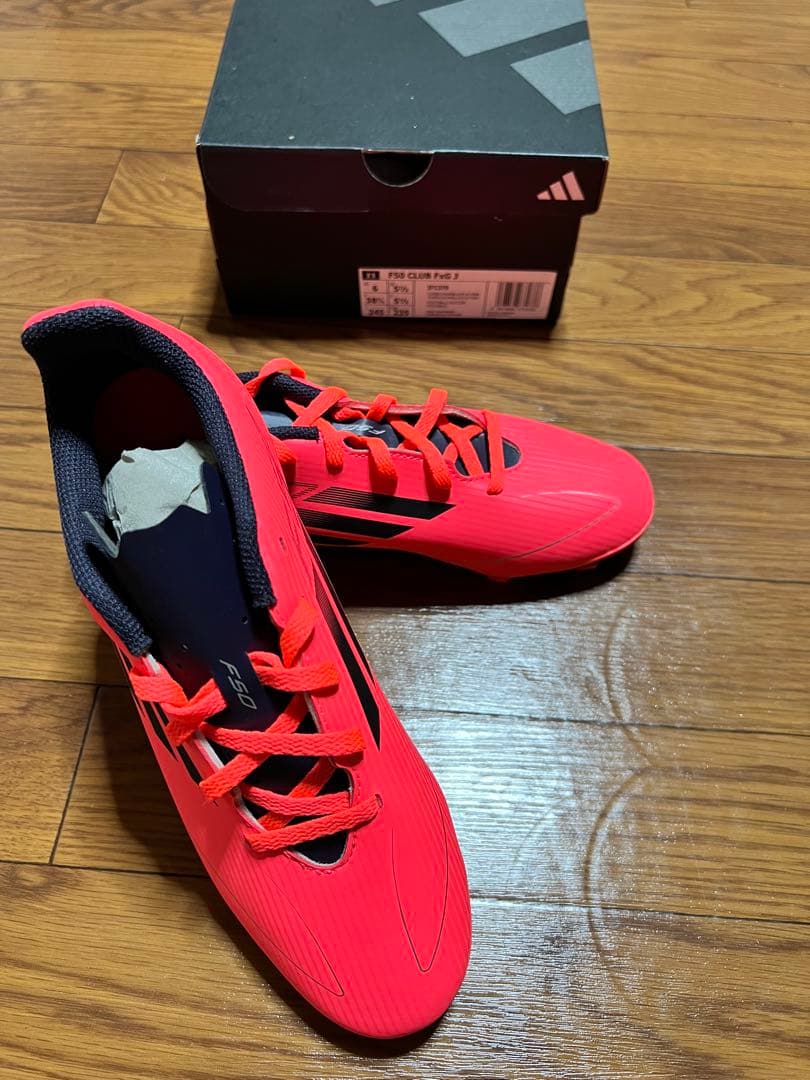 adidas F50 CLUB FxG J サッカースパイク 24.5cmピンク