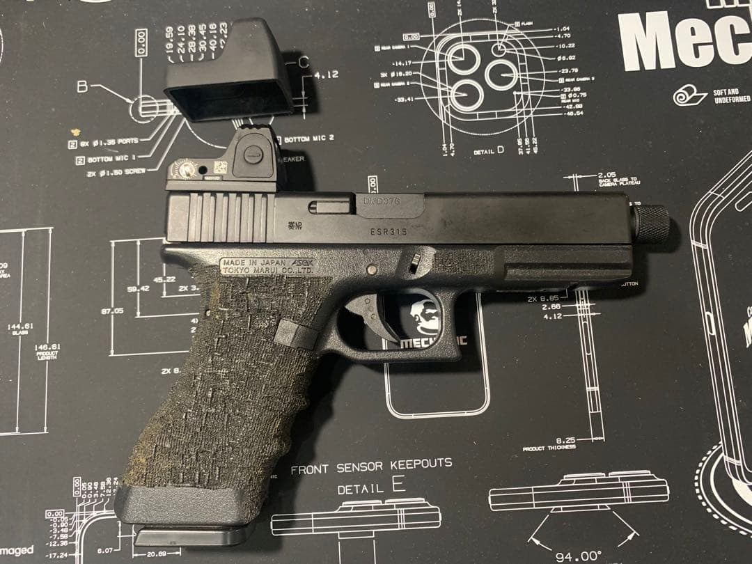 r*o様 東京マルイ Glock 18C ガスブロガン 9x19 光学サイト搭載