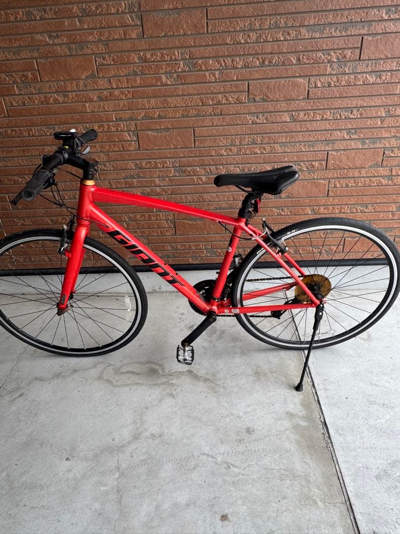 GIANT 自転車　品名を忘れてしまいました ( 防犯登録抹消済み)