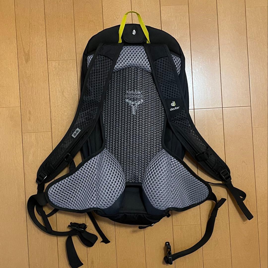 deuter Race EXP Air 14+3 バックパック