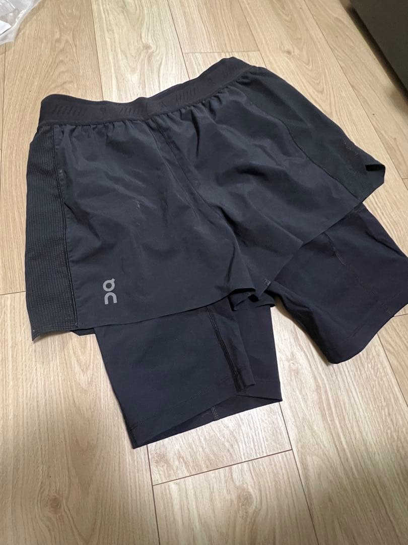 ON ランニングウェア　activeshorts