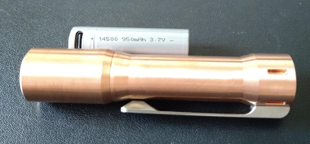 フラッシュライト EDOLUC Glow arrow Brass Smooth
