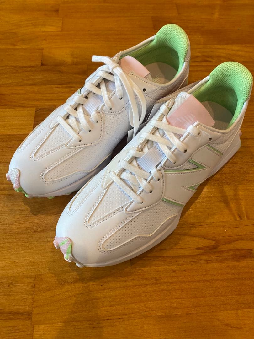 ✳︎新品未使用品✳︎ New Balanceゴルフシューズ(女性用)24.5cm