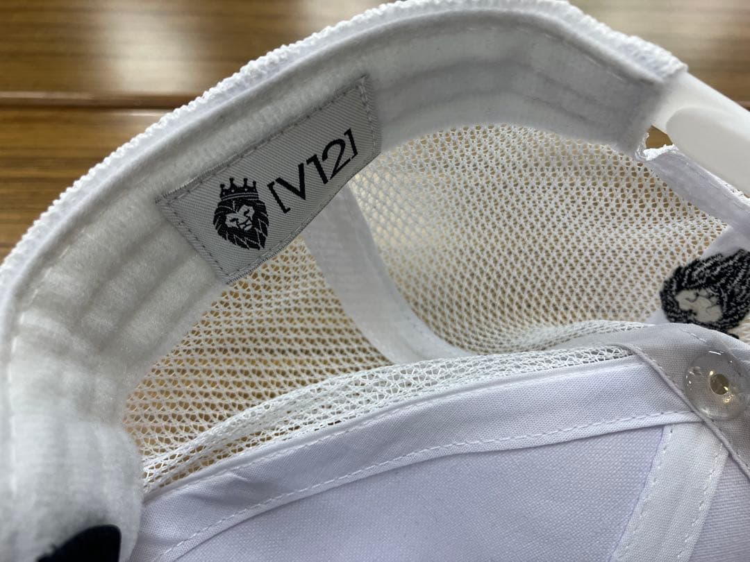 【未使用新品】V12 VTWELVE OL CAP ホワイト FREE