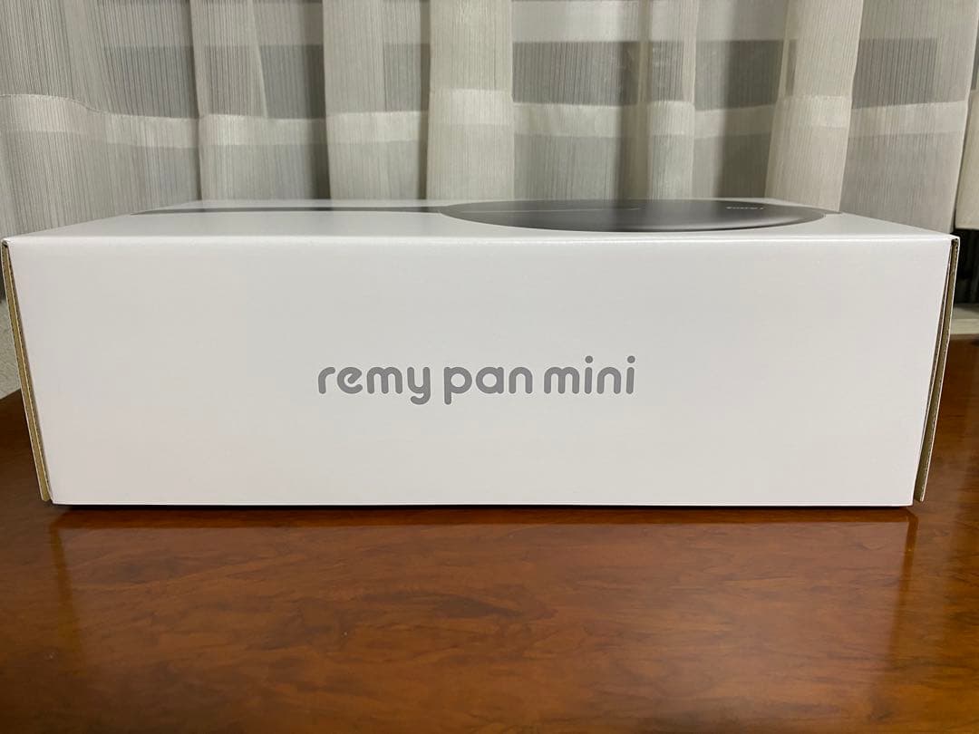 remy pan mini ネイビーのフライパン ルーシーちゃん