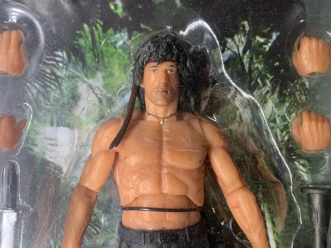 NECA ランボー2 怒りの脱出　スタローンフィギュア　7インチ