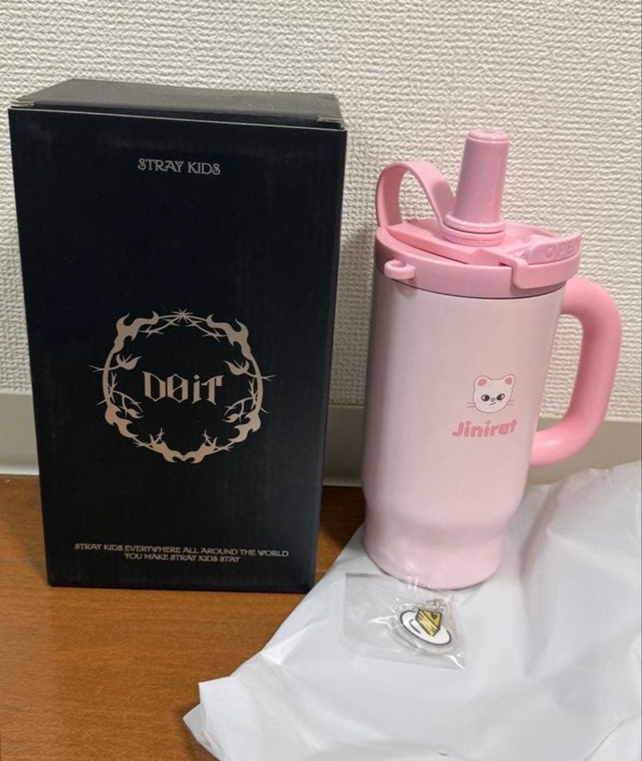 straykids ポップアップ yizhiyu タンブラー マグ ヒョンジン