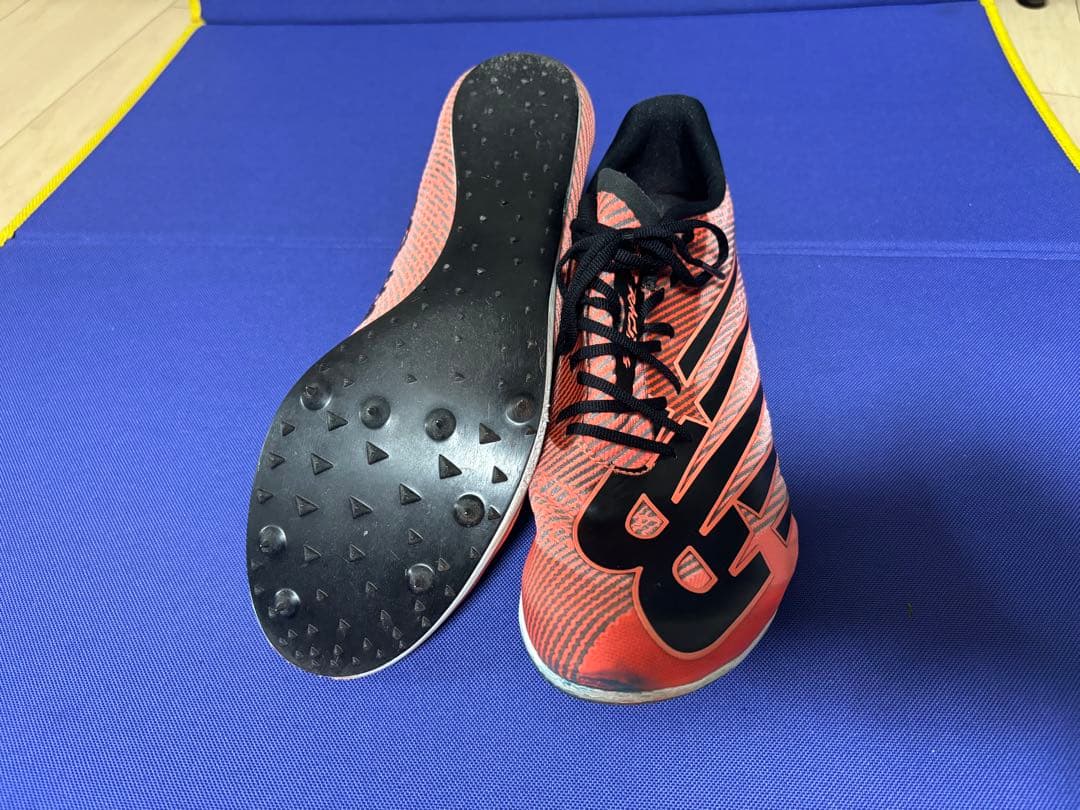 New Balance 陸上競技スパイク レッド/ブラック