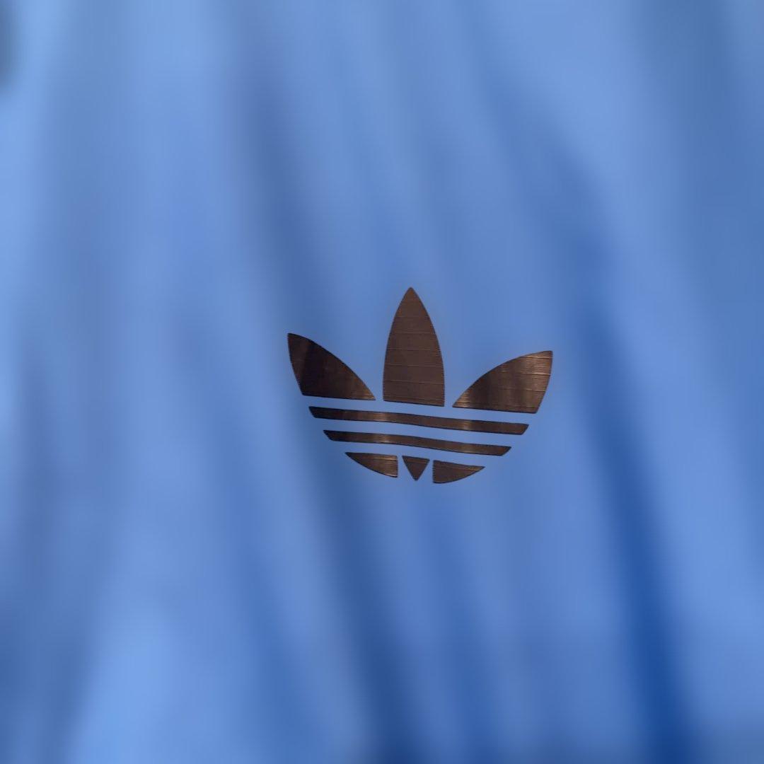 adidas 青 ウィンドブレーカー