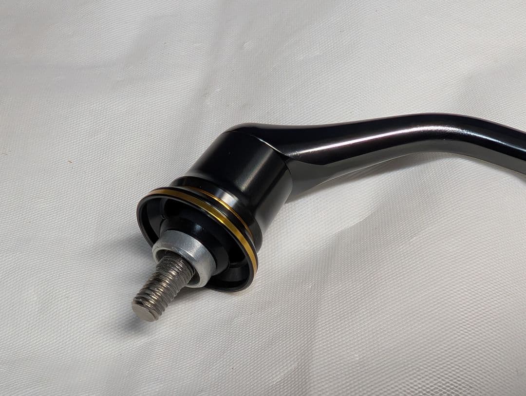 美品　シマノ 24ツインパワー 管943FD　C3000XG ハンドル