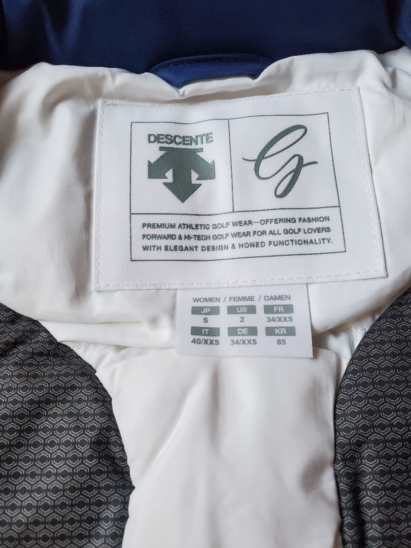 お値下げDESCENTE⭐ベスト付アウター