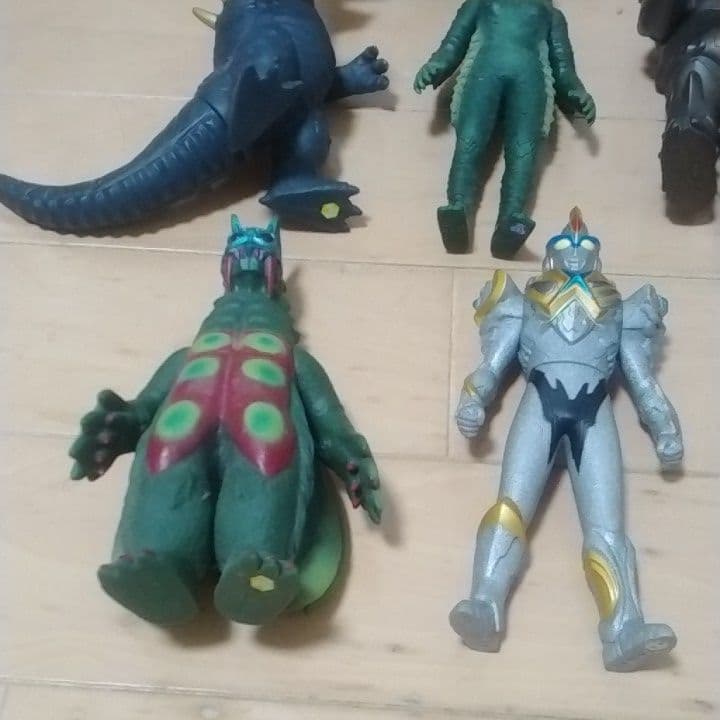 ウルトラマンソフビ セブンダークなどセット