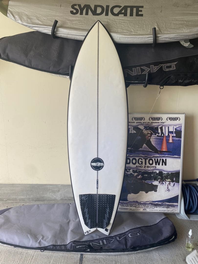 【専用フィン付】ブラックバロン6’0（38.6L）／JSサーフボード