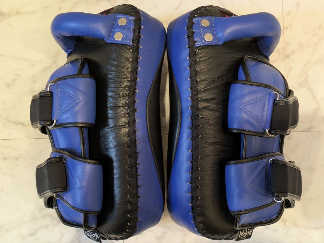 FIGHTER キックミット 未使用品