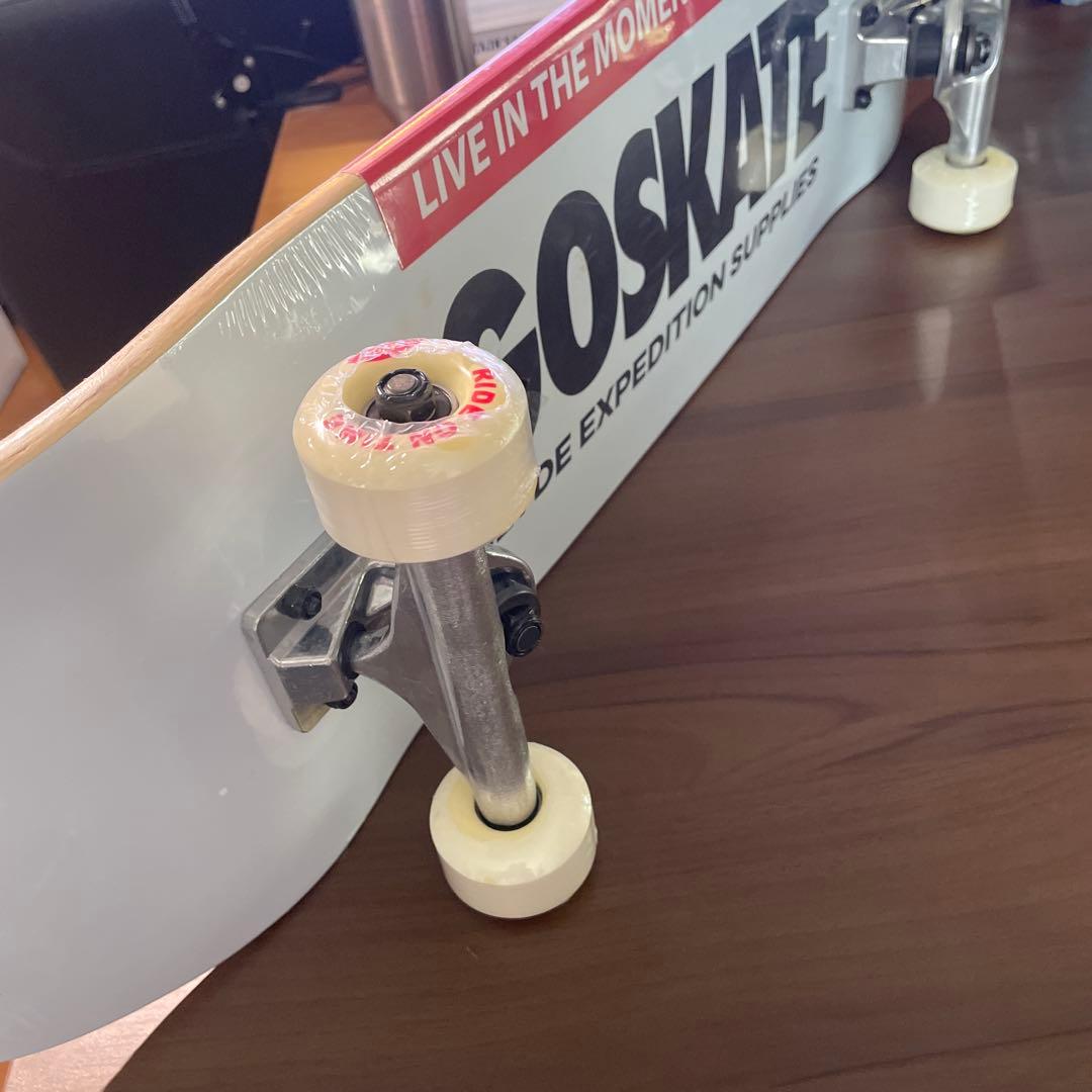 SLYDE GOSKATE スケートボード ホワイト8インチ