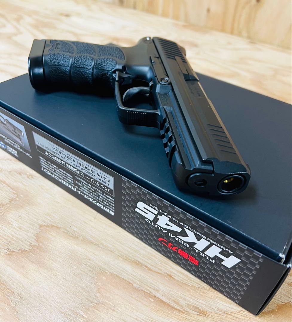 美品 東京マルイ 電動ガン ハンドガンタイプ HK45 バッテリー・充電器付き