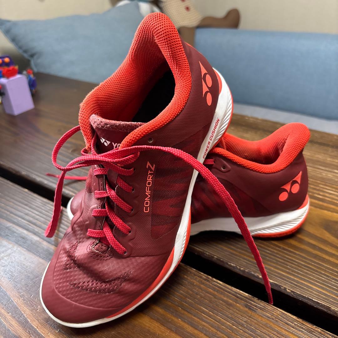 YONEX COMFOR Z レッド バドミントンシューズ
