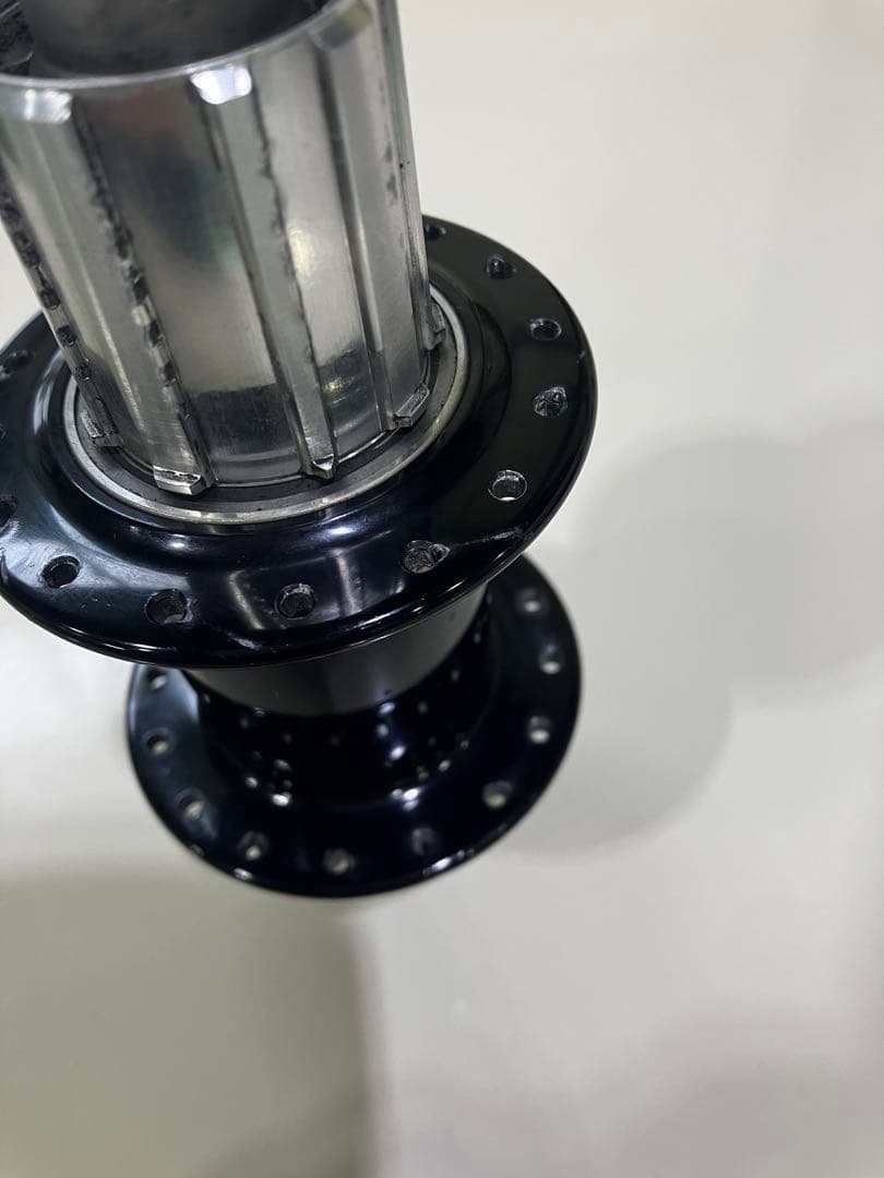 クリスキング　ハブ　142×12 32h 中古