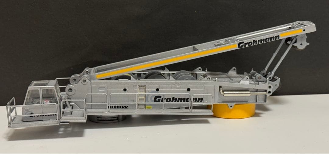 CONRAD リープヘル LG1750 クレーン1/50