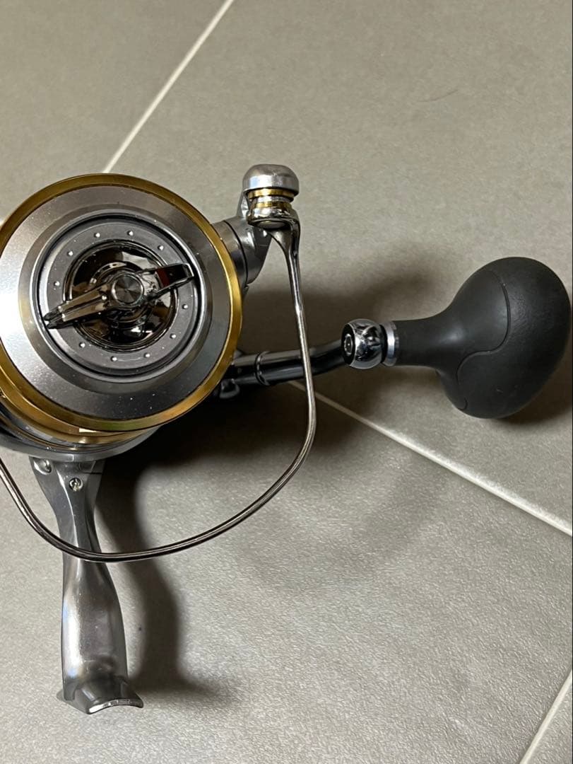 SHIMANO スピニングリール