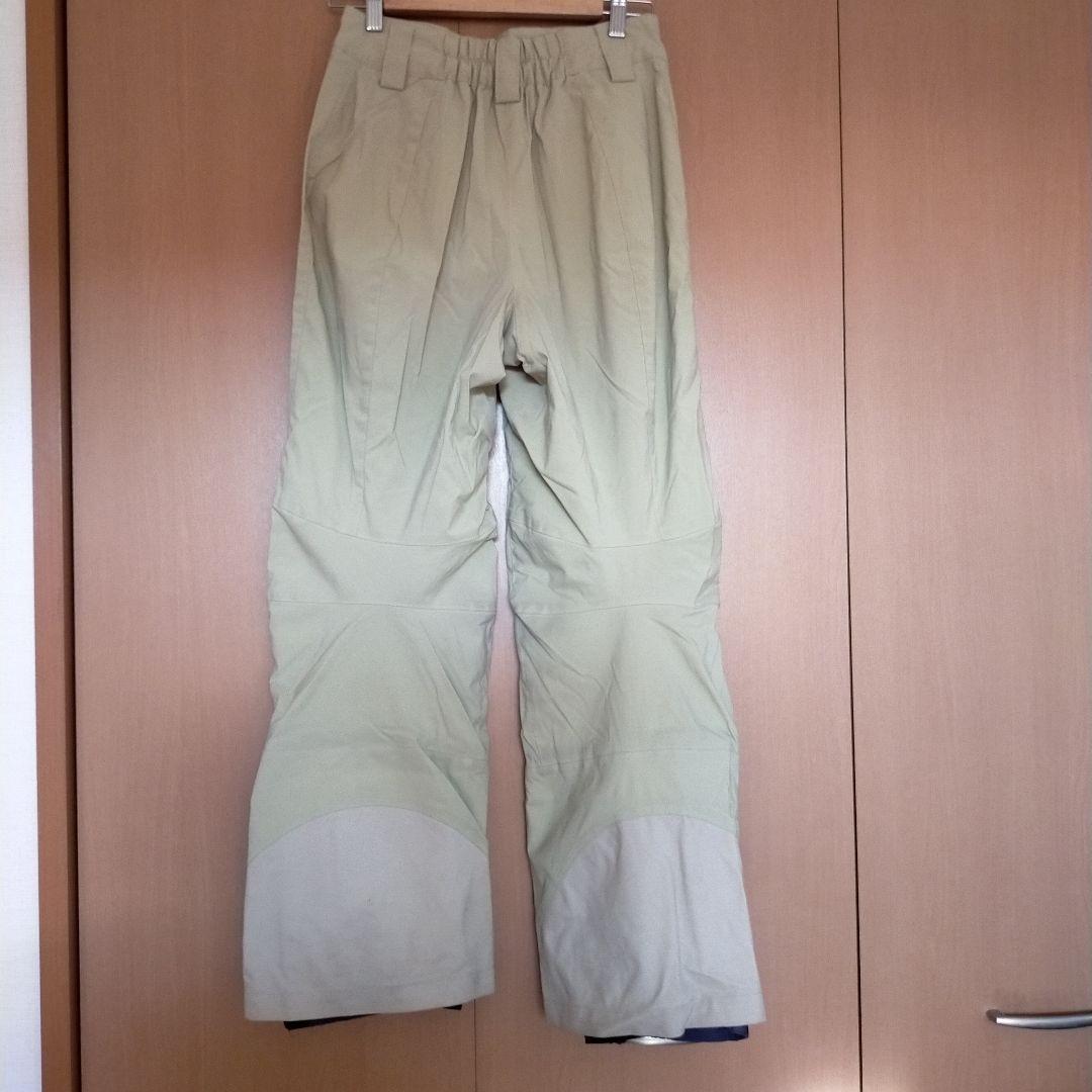 patagoniaスノーボードパンツ　レデース
